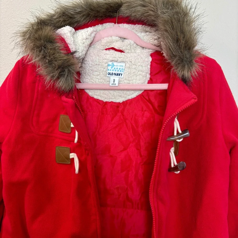 Girls Red Old Navy Hoodie (faux‎ fur trim) Jacket  XL 14 Zip &Toggle buttons